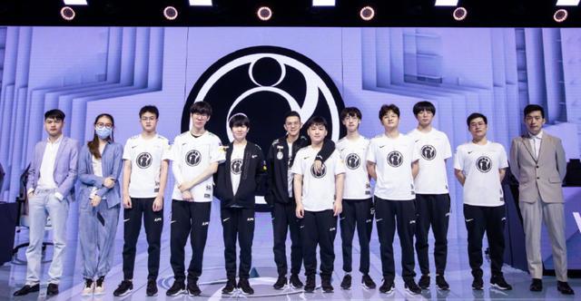 到足球的真 到足球的真